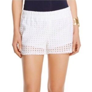 Lilly Pulitzer for Target Women’s White Eyelet Lined Lace‎ Chino Shorts Size M
